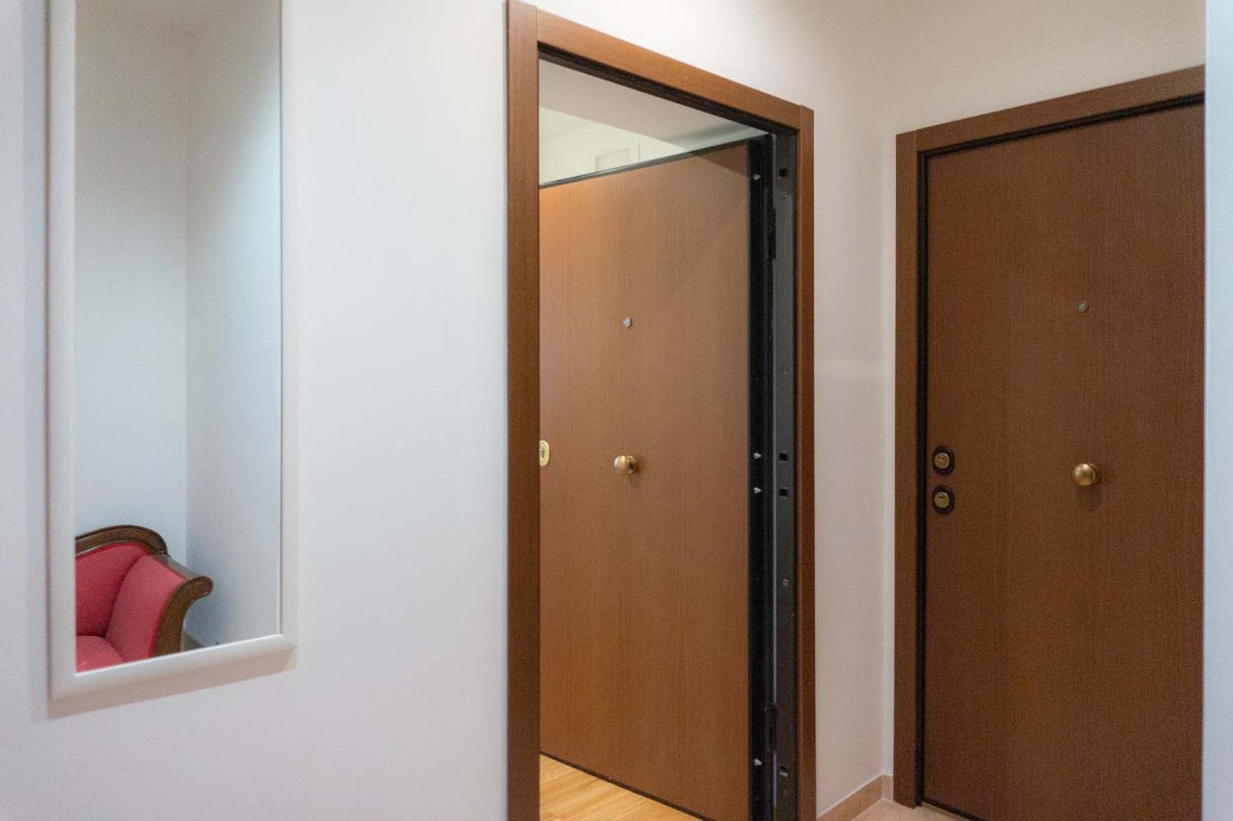 Colosseum Cosy Apartment Close To Metro Ρώμη Εξωτερικό φωτογραφία